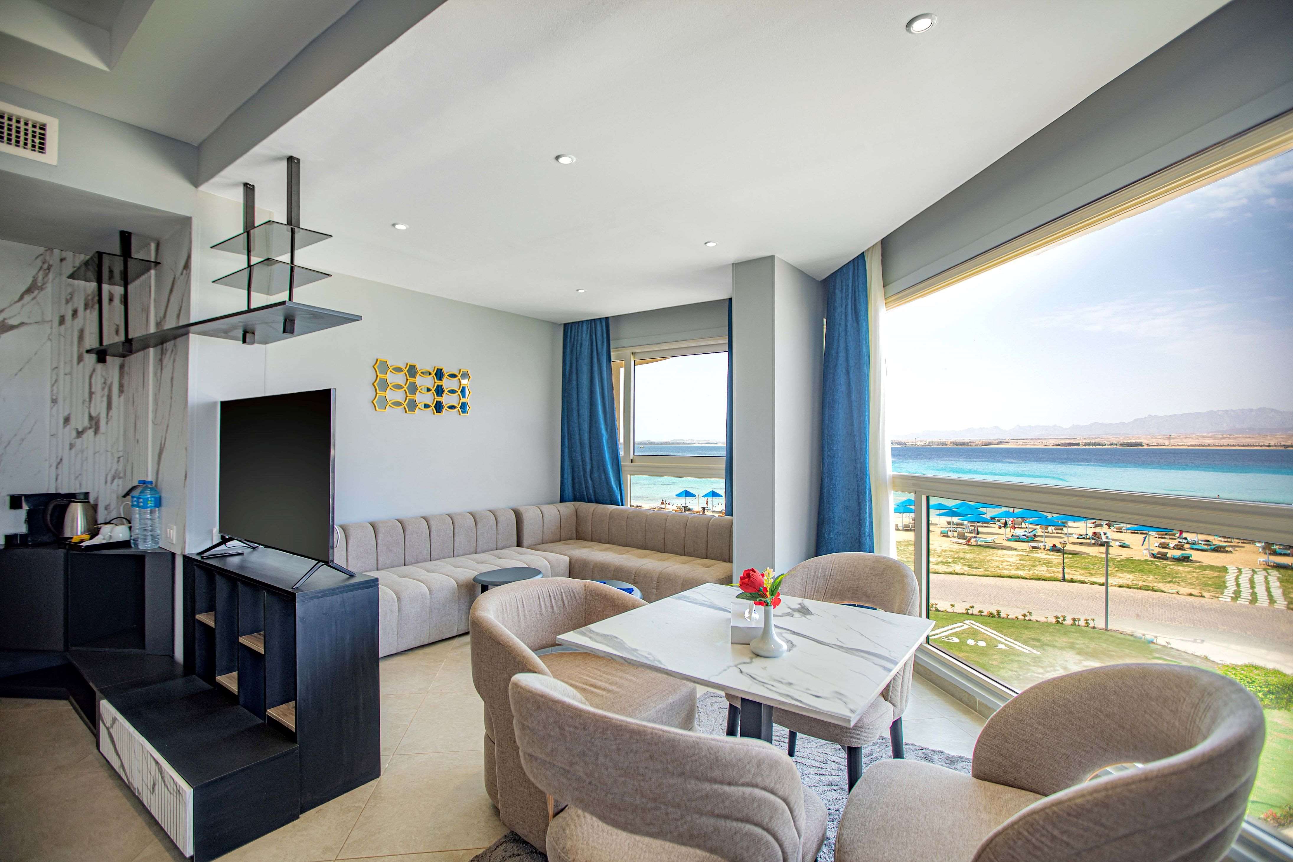 THE V Luxury Resort
